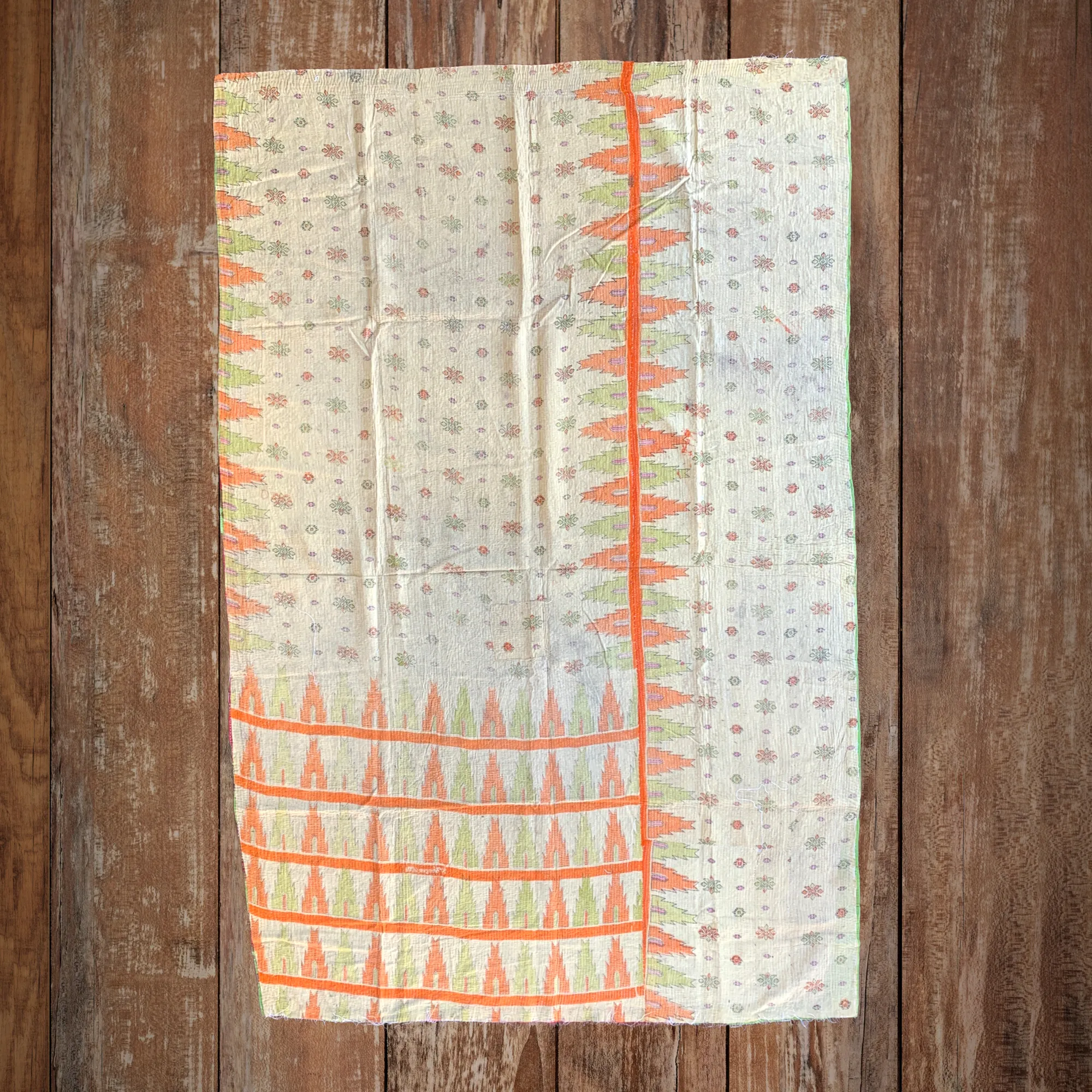 Indian Handmade Reversible Vintage Kantha Auilt Bedspread Neelu